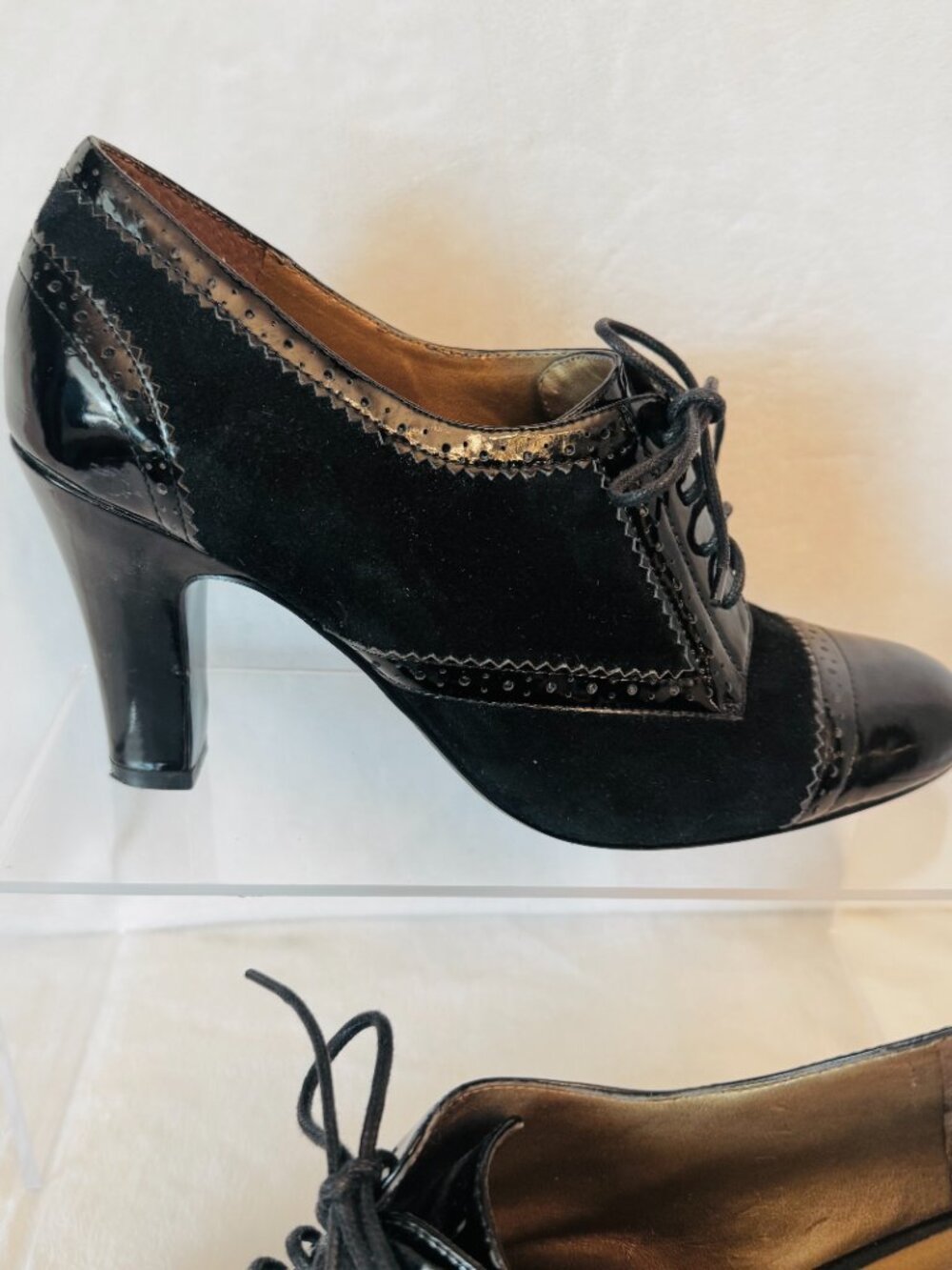 Enzo Angiolini Womens Aeemelle 8.5 M Black Suede Pointed Toe Oxfords Lace up - Picture 4 of 14